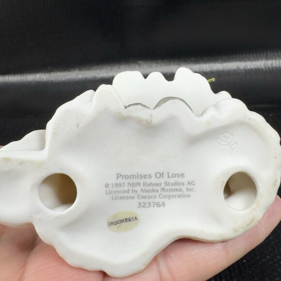 Vintage 1997 Kim Anderson Pretty as a Picture Promise Of Love Ceramic Figurine - Picture 5 of 8